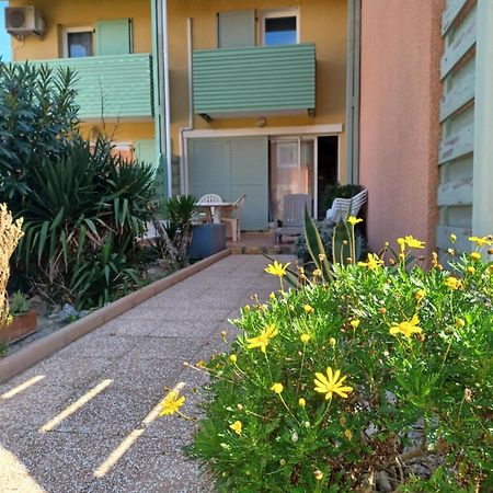 Charmante Villa Dans Village Naturiste 勒卡特 外观 照片