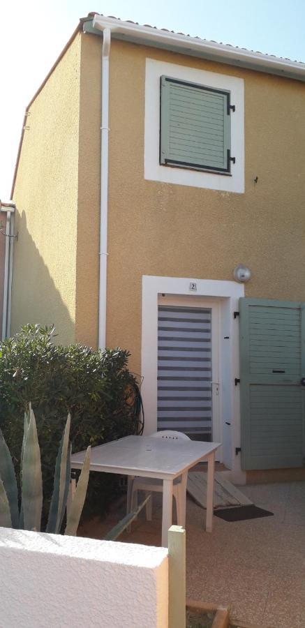 Charmante Villa Dans Village Naturiste 勒卡特 外观 照片